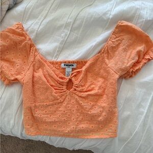 Floral design keyhole top!